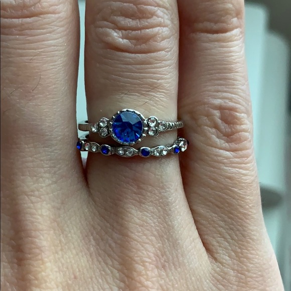 Silver Round Cut Sapphire Women Wedding Ring - Picture 4 of 4